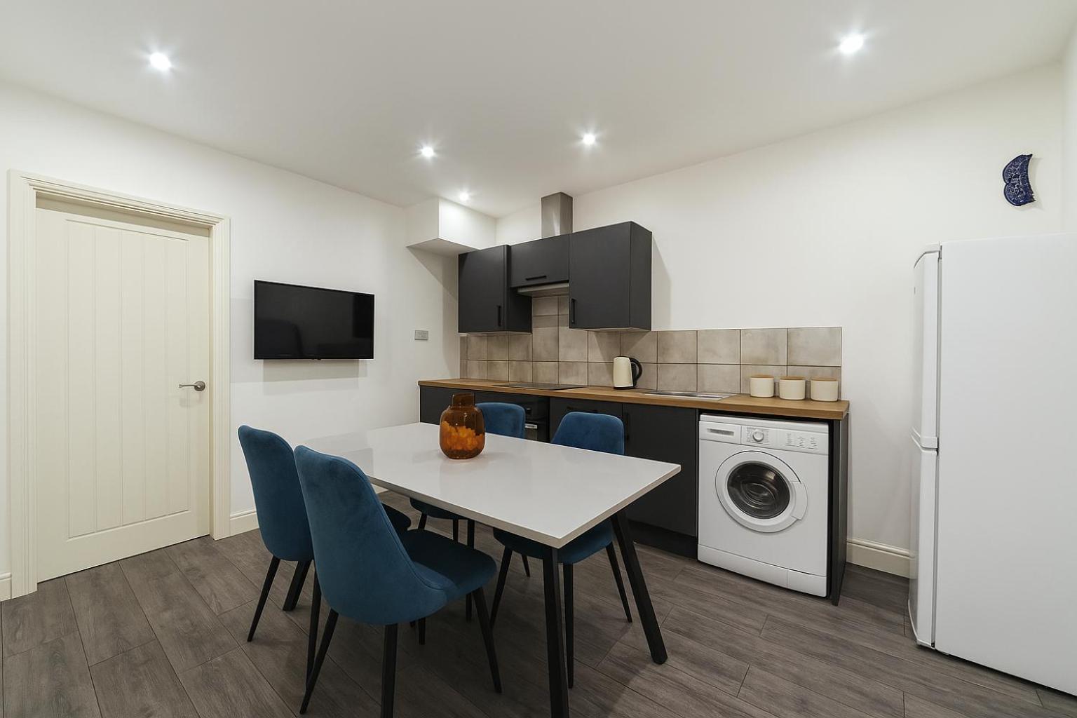 Amazing Flat Near Golders - Great Transport Links Apartment *